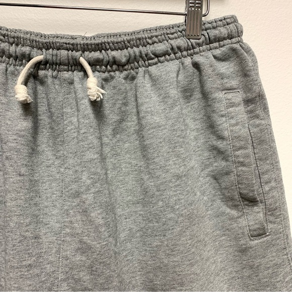 Nike Standard Issue Sweat Shorts Size L Grey Basketball French Terry Zip Pocket - Picture 5 of 12
